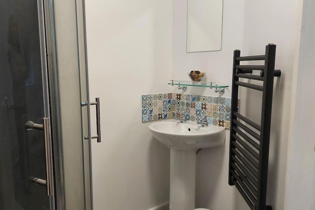 Orchard Nook - Sleeps 4, 2 Bedrooms Kendal Exterior photo